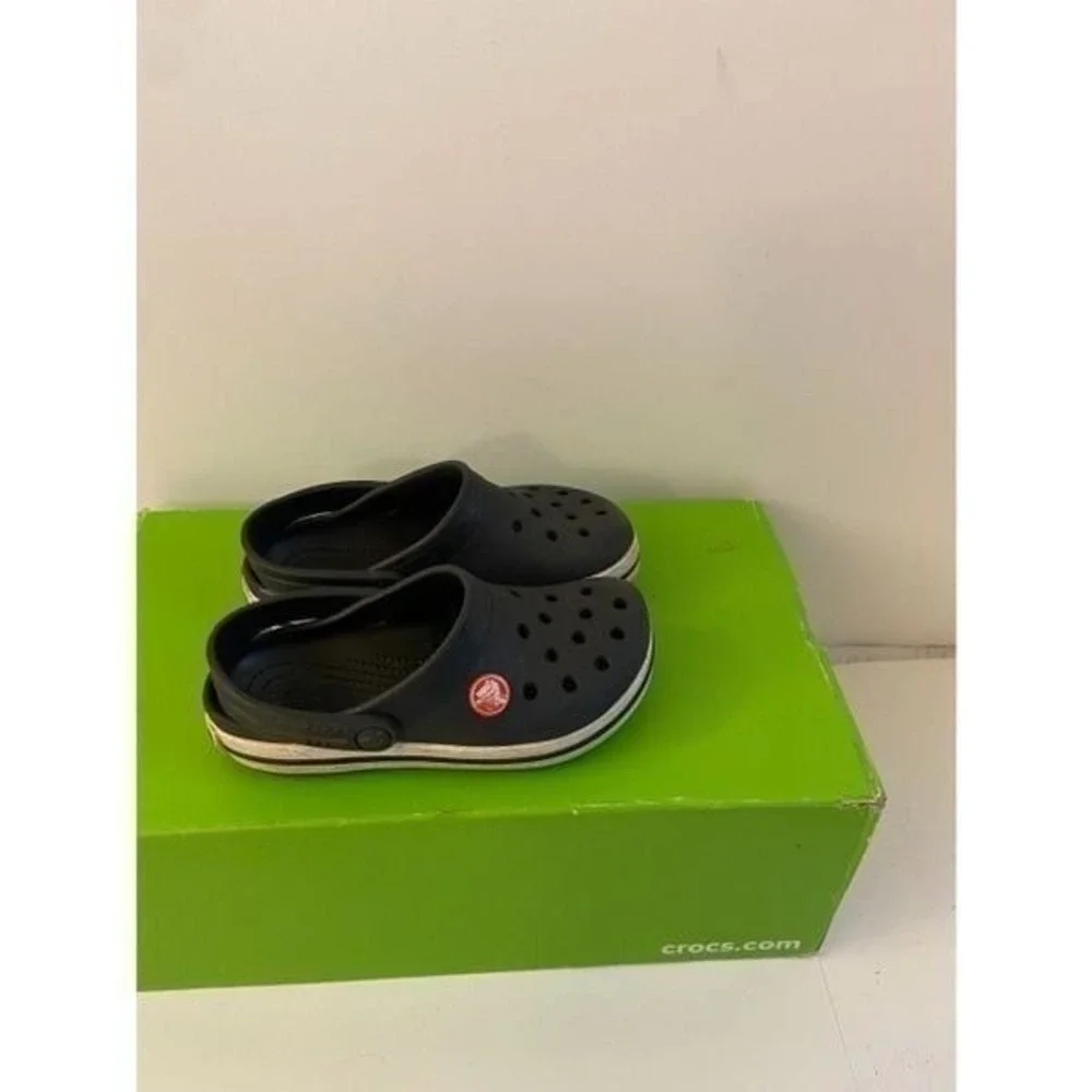 Crocs‎ Wide Bands Black Clogs Sandals Kids size 10